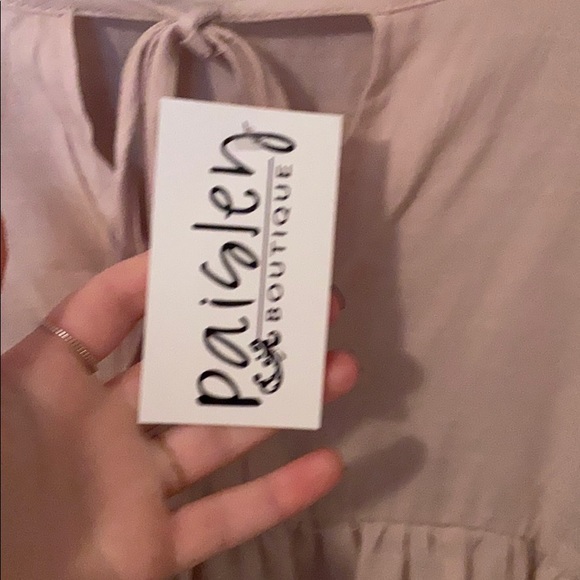 paisley boutique blush pink long sleeve blouse - Picture 3 of 3